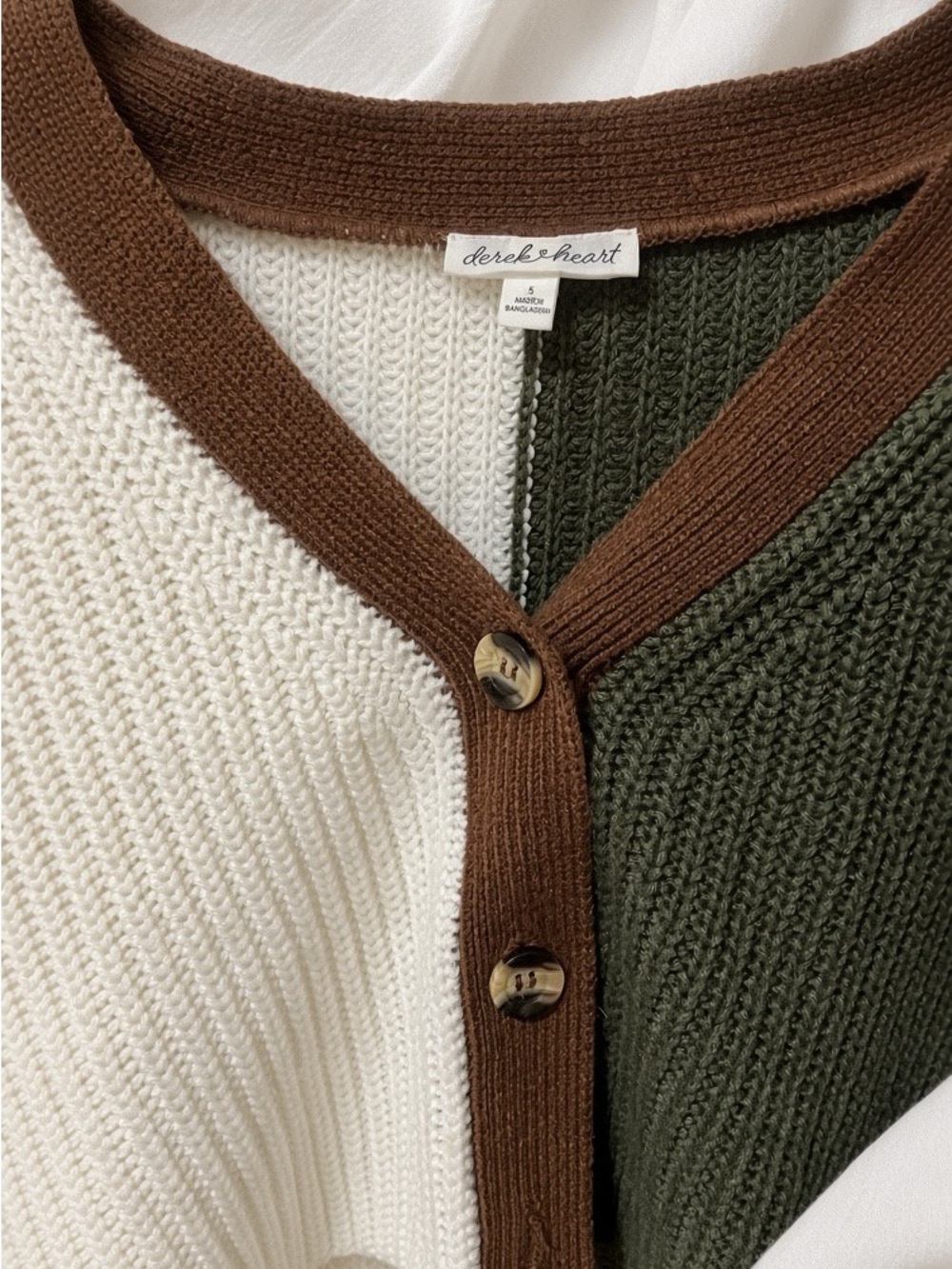 Derek Heart Colorblock Cropped Cardigan - White, Olive & Brown Trim - Picture 3 of 5